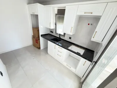 Edremit Altınkum Mh.'da 100 m² 2+1 Satılık Daire